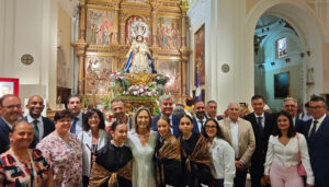 Guadalajara renueva su devoción a la Antigua con la tradicional Ofrenda Floral por parte de instituciones y asociaciones