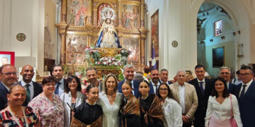 Guadalajara renueva su devoción a la Antigua con la tradicional Ofrenda Floral por parte de instituciones y asociaciones