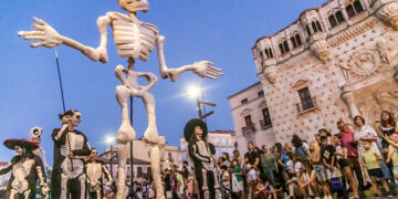 Guadalajara se convierte en un gran escenario con el espectacular Desfile de Carrozas “El Musical de los Musicales”