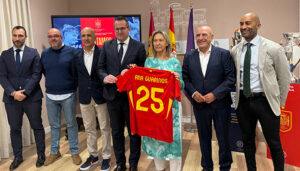 Guarinos destaca el compromiso de Guadalajara con el deporte y el orgullo de recibir a la “Rojilla” en el Pedro Escartín 2 Guarinos destaca el compromiso de Guadalajara con el deporte y el orgullo de recibir a la “Rojilla” en el Pedro Escartín