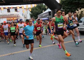 Javier Rosado y María Soledad Aragunde vencen en los 10K de la X Carrera Popular Lago de Pareja