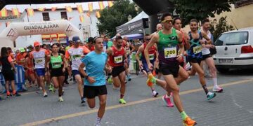 Javier Rosado y María Soledad Aragunde vencen en los 10K de la X Carrera Popular Lago de Pareja
