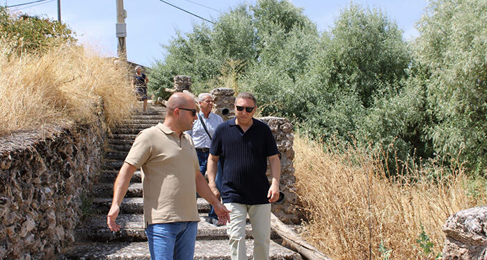 La Diputación de Cuenca traslada al Ayuntamiento de Tinajas la disposición para ayudar en las necesidades del pueblo 1 La Diputación de Cuenca traslada al Ayuntamiento de Tinajas la disposición para ayudar en las necesidades del pueblo