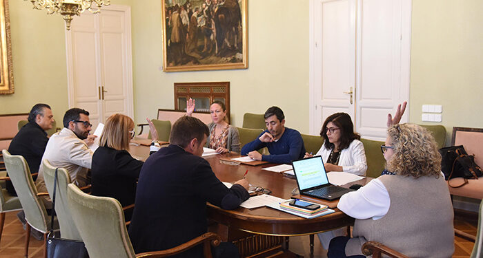 La Diputación de Guadalajara mejora el drenaje de la GU-987 (Córcoles y Casasana) para reducir inundaciones de la vía 1 La Diputación de Guadalajara mejora el drenaje de la GU-987 (Córcoles y Casasana) para reducir inundaciones de la vía