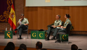 La Guardia Civil aborda la evolución de la incorporación de la mujer en unas jornadas celebradas en Guadalajara