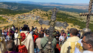 La Junta traslada el apoyo a la romería del Alto Rey “como seña de identidad y de unidad de la Sierra Norte”