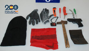 La Policía Nacional detiene en Cuenca a un varón que se dio a la fuga tras robar un vehículo y puso en riesgo la vida de varias personas