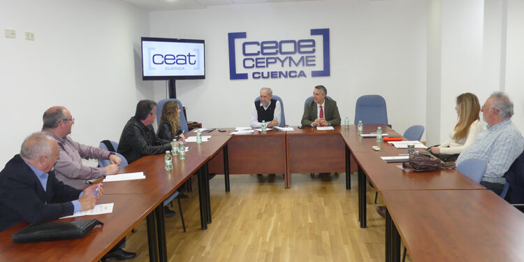 La tarifa plana para autónomos de la Junta ha recibido más de 10.500 solicitudes 2 La tarifa plana para autónomos de la Junta ha recibido más de 10.500 solicitudes