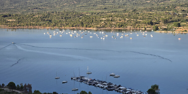 Los Municipios Ribereños estudian recurrir el intento de trasvasar 168 Hm³ fuera del año hidrológico 2 Los Municipios Ribereños estudian recurrir el intento de trasvasar 168 Hm³ fuera del año hidrológico