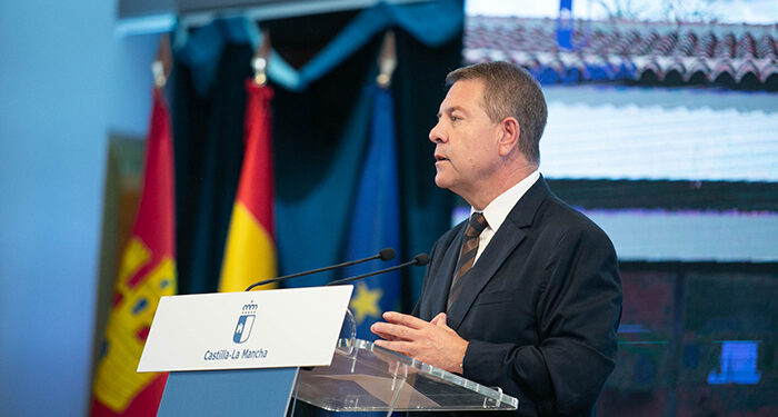 Page aboga por la creación de un “frente común” que frene la reforma de la PAC