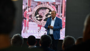 Puesta de largo del balonmano Rebi Cuenca