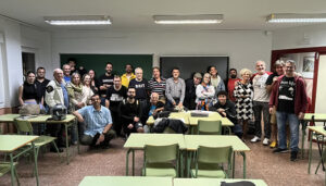 Radio Arrebato abre su convocatoria a nuevos programas para la temporada 2025-2026