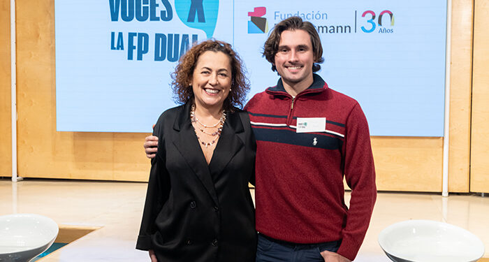 Un estudiante del IES Castilla de Guadalajara participa en el acto de cierre de ‘Voces X la FP dual’ en Madrid 1 Un estudiante del IES Castilla de Guadalajara participa en el acto de cierre de ‘Voces X la FP dual’ en Madrid