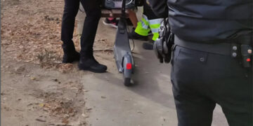 Una mujer trasladada al Hospital Virgen de la Luz tras sufrir un accidente con su patinete eléctrico en Cuenca