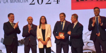 La Diputación de Cuenca recibe la Medalla al Mérito Cultural en mecenazgo y promoción de la cultura por Actuamos en Patrimonio