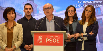 Alberto Rojo pide a Guarinos que “condene el genocidio en Gaza como un compromiso firme con los derechos humanos, la paz y la justicia”