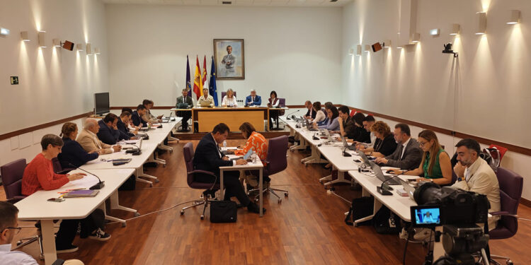 Ana Guarinos asegura que “Guadalajara ha pasado de la parálisis a la acción, tiene futuro, y lo estamos construyendo entre todos con hechos”