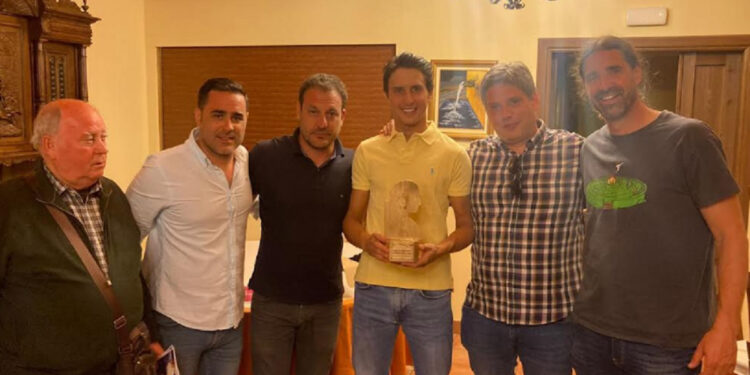 Andrés Roca Rey, ganador del León de Oro 2025 de la Asociación Cultural Taurina “Romancos al Campo” 1 Andrés Roca Rey, ganador del León de Oro 2025 de la Asociación Cultural Taurina “Romancos al Campo”