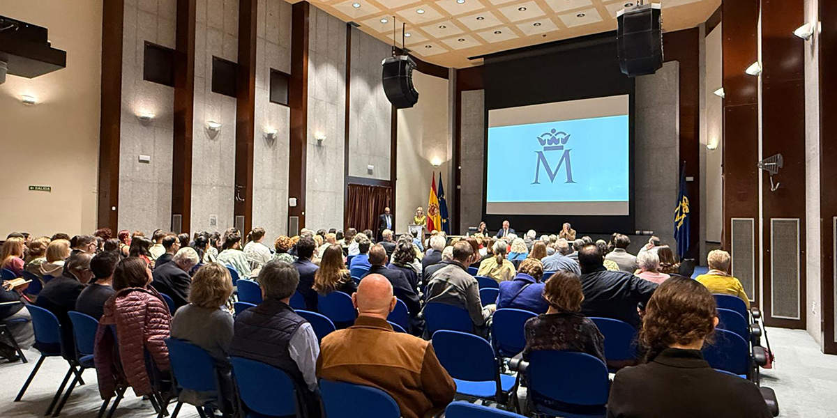 Arranca el nuevo máster oficial universitario en Grabado, Diseño Gráfico y Documentos de Valor de la UCLM 2 Arranca el nuevo máster oficial universitario en Grabado, Diseño Gráfico y Documentos de Valor de la UCLM
