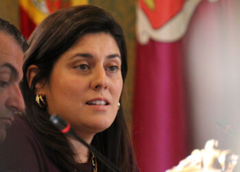 Bea Jiménez “El equipo de Gobierno socialista ha eliminado las cámaras, las lanzaderas y cualquier alternativa al coche privado en el Casco Antiguo”