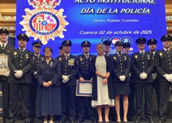 Condecorados ocho policías nacionales, una jueza, un guardia civil y dos ciudadanos reconocidos en el Día de los Ángeles Custodios en Cuenca