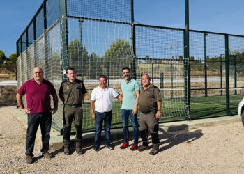 Desarrollo Sostenible impulsa la instalación de mallas en las pistas de pádel de la provincia de Cuenca para evitar la mortalidad de aves Desarrollo Sostenible impulsa la instalación de mallas en las pistas de pádel de la provincia de Cuenca para evitar la mortalidad de aves