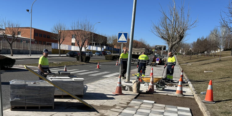 El Ayuntamiento de Cuenca adjudica el nuevo Plan de Mantenimiento Urbano por 1,2 millones de euros 2 El Ayuntamiento de Cuenca adjudica el nuevo Plan de Mantenimiento Urbano por 1,2 millones de euros