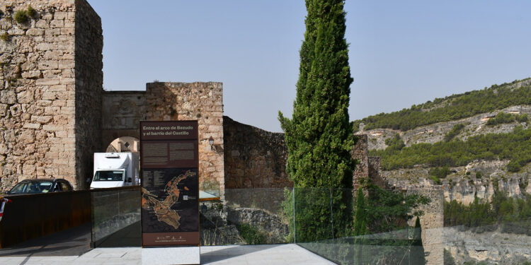 El Ayuntamiento de Cuenca adjudica la redacción del proyecto para la restauración del Arco de Bezudo, Foso y tramo de la Muralla en la Hoz del Huécar 2 El Ayuntamiento de Cuenca adjudica la redacción del proyecto para la restauración del Arco de Bezudo, Foso y tramo de la Muralla en la Hoz del Huécar