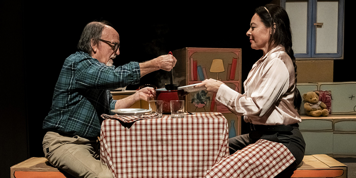 El Ayuntamiento de Cuenca homenajea a los mayores con la obra teatral ‘Seúl está muy lejos’ 2 El Ayuntamiento de Cuenca homenajea a los mayores con la obra teatral ‘Seúl está muy lejos’