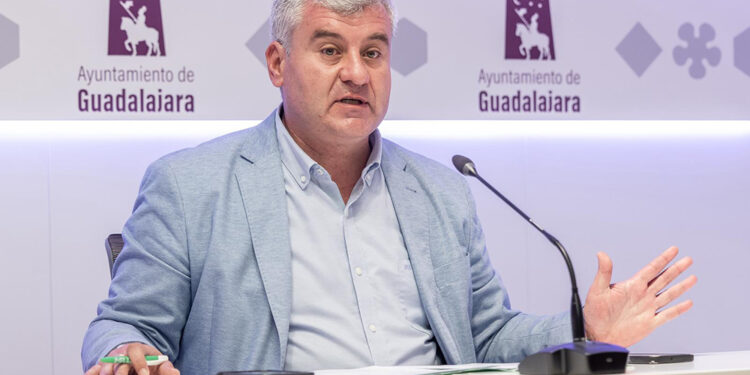 El Ayuntamiento de Guadalajara congela impuestos y tasas por segundo año consecutivo y amplia los beneficios fiscales 2 El Ayuntamiento de Guadalajara congela impuestos y tasas por segundo año consecutivo y amplia los beneficios fiscales