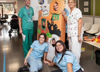El Hospital Universitario de Guadalajara se suma a la celebración de Halloween con detalles ‘terroríficos’