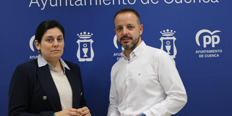 El PP asegura que los conquenses pagan más por el agua sin saber por qué “Page impone y el Ayuntamiento calla”