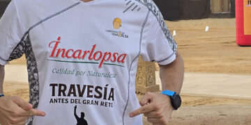 El atleta taranconero Daniel Caballero culmina con éxito la Deser Run e inicia los preparativos del próximo reto destinado a la lucha contra el cáncer infantil