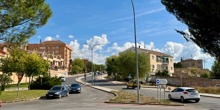Este jueves comienzan las obras de refuerzo del firme de la Ronda Oeste entre las rotondas avda. Juan Carlos I y del Arado