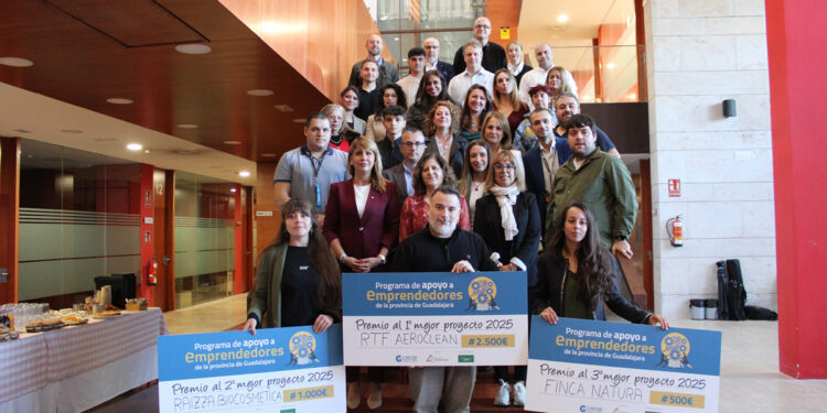 Eurocaja Rural reconoce el esfuerzo y la creatividad de los emprendedores alcarreños de la VIII edición del 'Programa de Apoyo a Emprendedores'