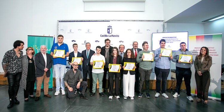 Fundación Eurocaja Rural, Junta y Fundación CIEES impulsan la empleabilidad de jóvenes con discapacidad intelectual a través de la formación digital 3 Fundación Eurocaja Rural, Junta y Fundación CIEES impulsan la empleabilidad de jóvenes con discapacidad intelectual a través de la formación digital