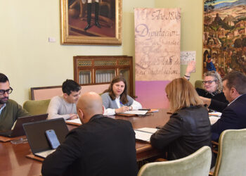 La Diputación de Guadalajara amplía el plazo para que los ganaderos pidan ayudas para adquirir collares de “vallado virtual” 4 La Diputación de Guadalajara amplía el plazo para que los ganaderos pidan ayudas para adquirir collares de “vallado virtual”