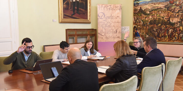 La Diputación de Guadalajara amplía el plazo para que los ganaderos pidan ayudas para adquirir collares de “vallado virtual”