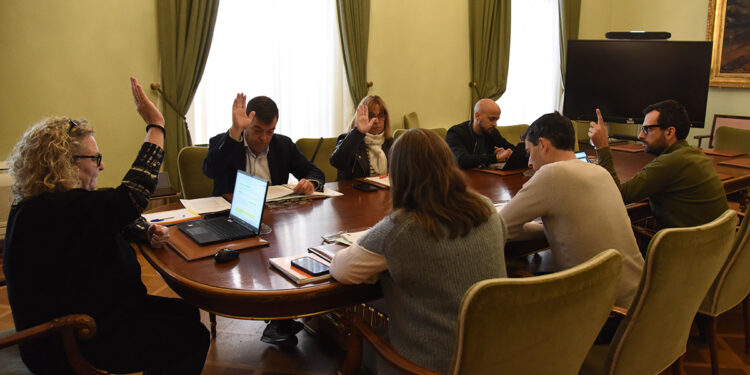 La Diputación de Guadalajara prueba una inversión de 382.034 euros para mejorar el camino de Campisábalos