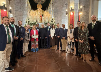 La Hermandad de la Esperanza Macarena celebra misa solemne por su 75 aniversario