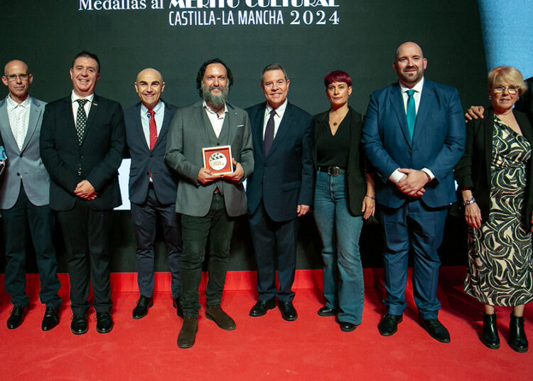 La Junta felicita a los reconocidos con las Medallas al Mérito Cultural y resalta el papel de la cultura para llevar el nombre de Castilla-La Mancha por el mundo 3 La Junta felicita a los reconocidos con las Medallas al Mérito Cultural y resalta el papel de la cultura para llevar el nombre de Castilla-La Mancha por el mundo