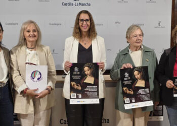 La Junta impulsará el estudio del papel de la mujer en el Siglo de Oro a través de la Asociación Francisca de Pedraza