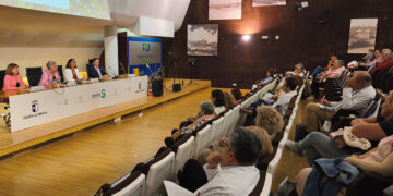 La Junta reconoce el trabajo del Comité Multidisciplinar de Cáncer de Mama de Guadalajara para ofrecer el mejor tratamiento en cada caso