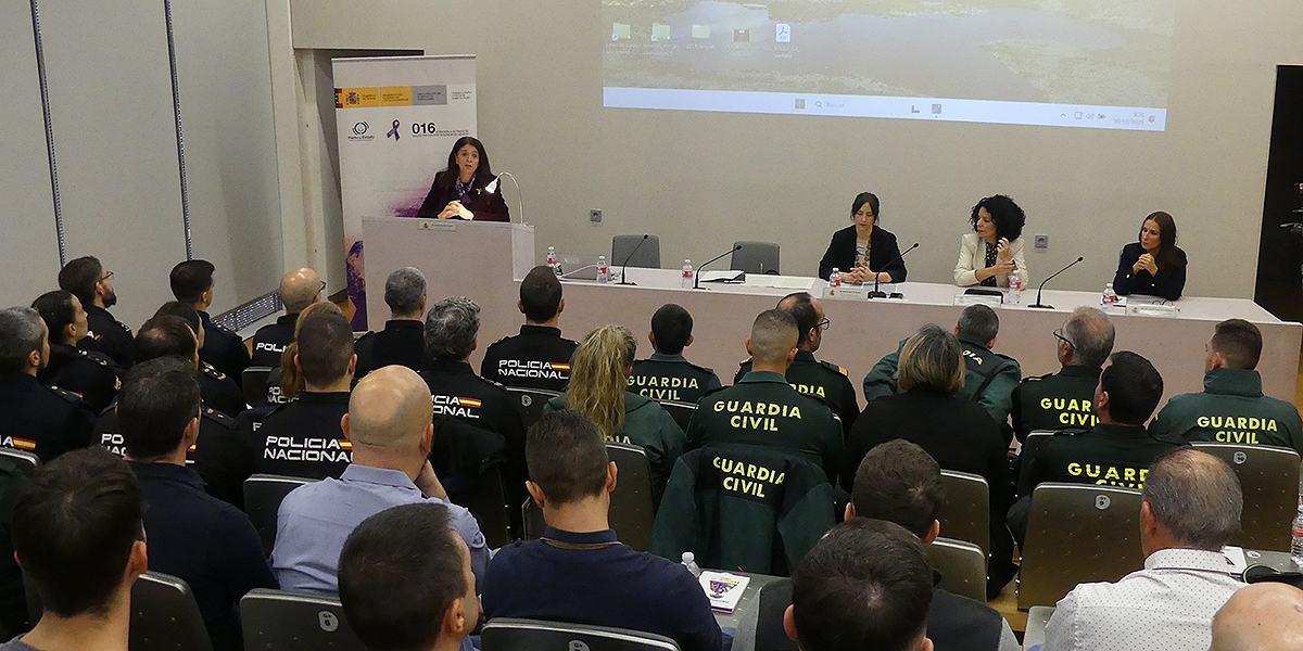 La Subdelegación del Gobierno en Guadalajara impulsa la formación especializada en violencia de género para Fuerzas y Cuerpos de Seguridad 2 La Subdelegación del Gobierno en Guadalajara impulsa la formación especializada en violencia de género para Fuerzas y Cuerpos de Seguridad