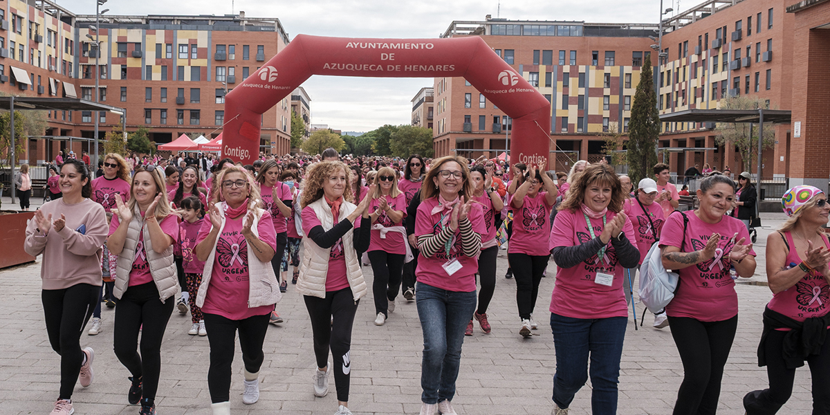 La delegada provincial de Sanidad se sumó a las 1.200 personas que participaron en la Marcha contra Cáncer en Azuqueca 2 La delegada provincial de Sanidad se sumó a las 1.200 personas que participaron en la Marcha contra Cáncer en Azuqueca