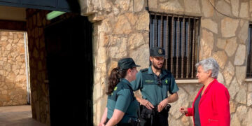 La subdelegada del Gobierno en Cuenca visita el cuartel la Guardia Civil en La Ventosa