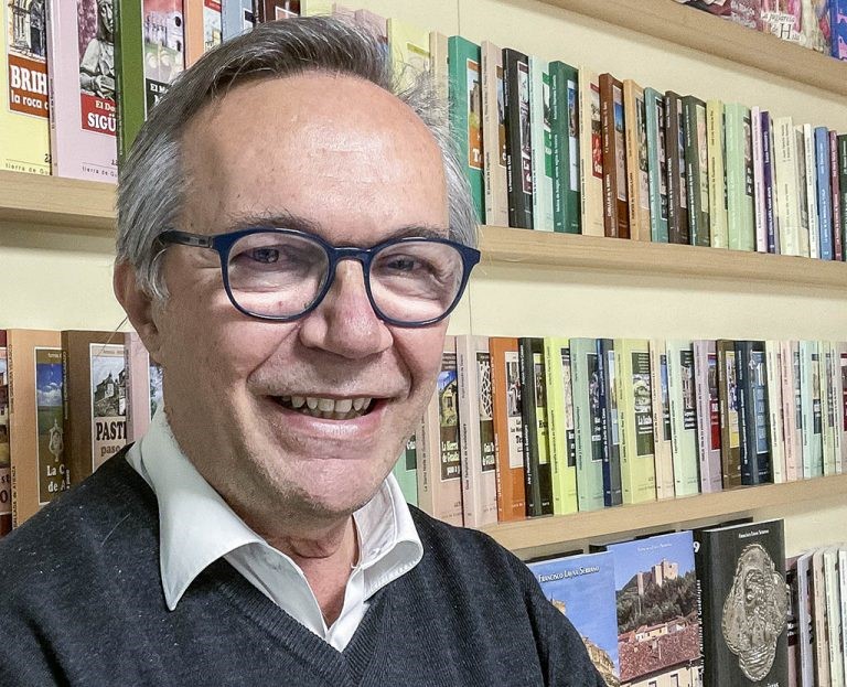 Las relaciones sociales en las ciudades romanas conquenses en las charlas de la RACAL 2 Las relaciones sociales en las ciudades romanas conquenses en las charlas de la RACAL