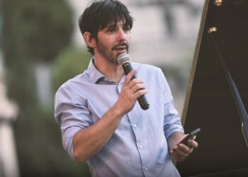 Los discos de José Luis Perales en Hispavox (1973-1984) protagonizan una charla abierta al público en la biblioteca pública de Cuenca