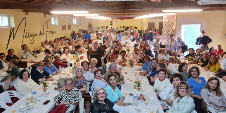Málaga del Fresno reúne a más de 200 mujeres en el encuentro provincial anual de asociaciones de mujeres
