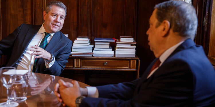 Page y el ministro Planas defienden una PAC con fondos suficientes para hacer frente a los retos del sector agrario